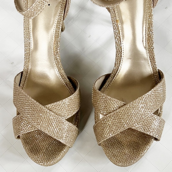 FIONI Clothing Shimmering Gold Strappy Heels - Picture 4 of 6